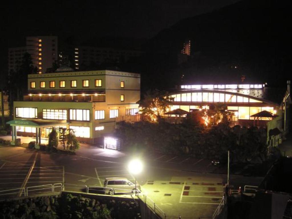 Hôtel Ishiuchi Yungparunas à Minamiuonuma Extérieur photo