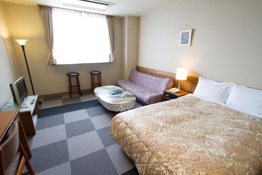Hôtel Ishiuchi Yungparunas à Minamiuonuma Extérieur photo