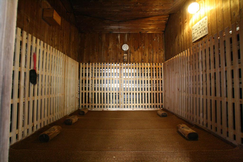 Hôtel Ishiuchi Yungparunas à Minamiuonuma Extérieur photo